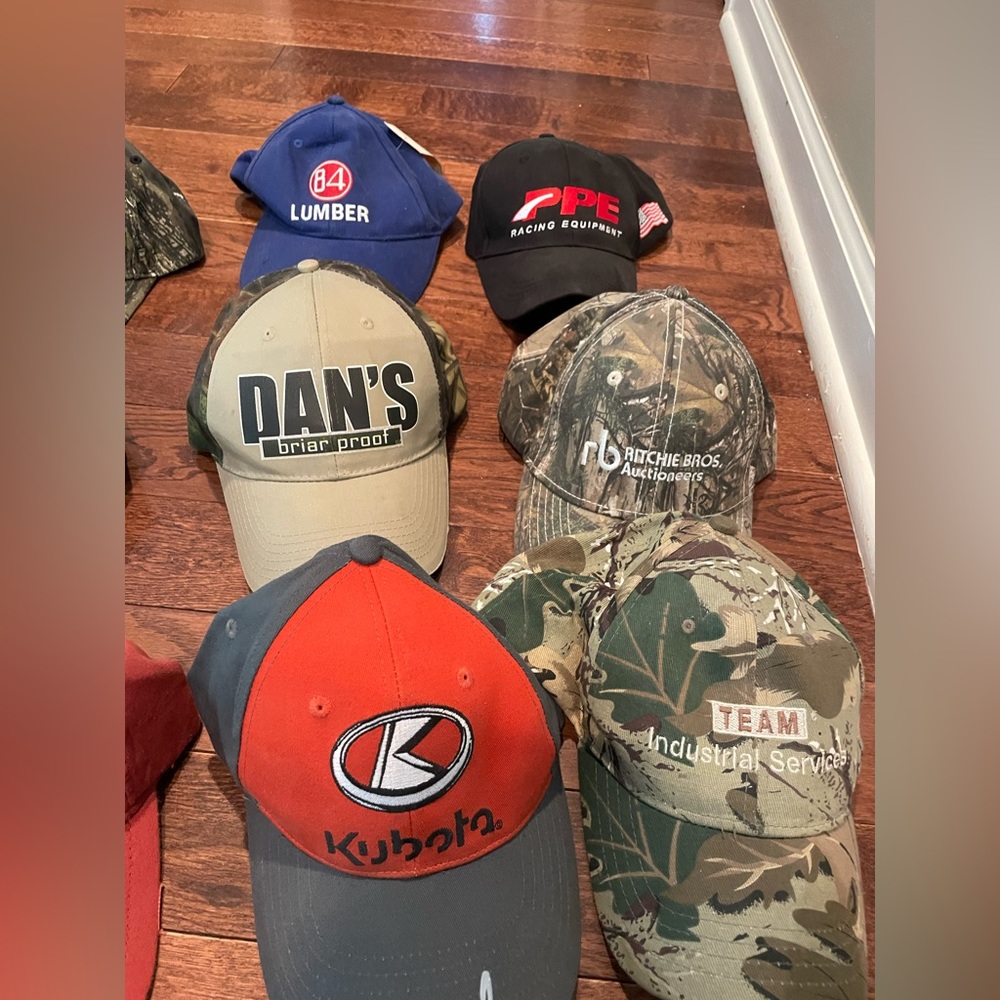Bundle of men’s hats - Picture 3 of 8